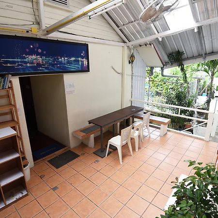 October Hostel Ko Phi Phi Exterior foto