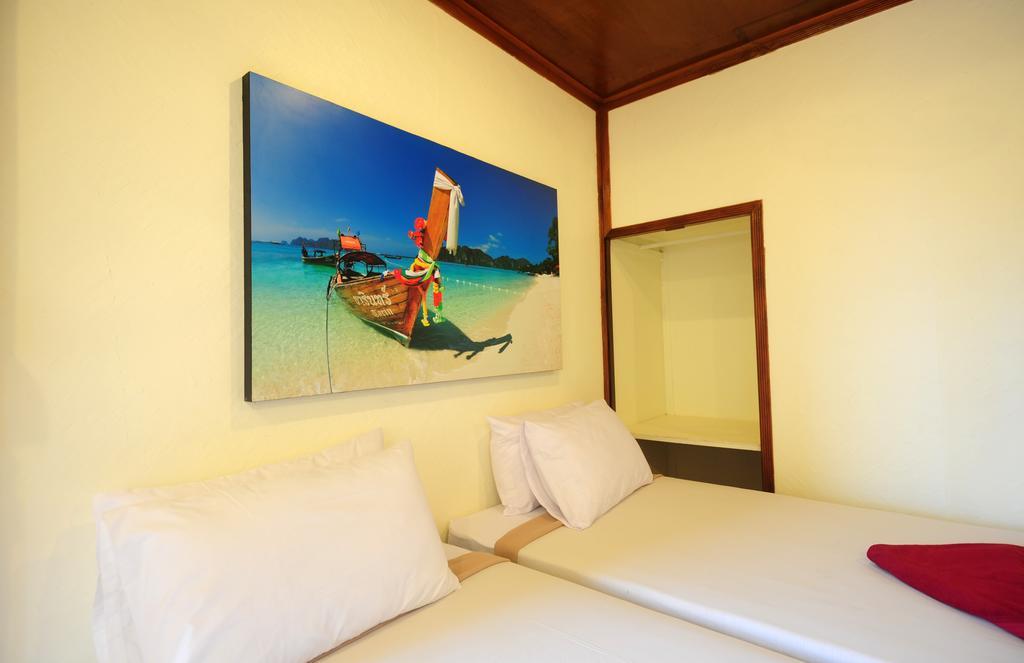 October Hostel Ko Phi Phi Exterior foto