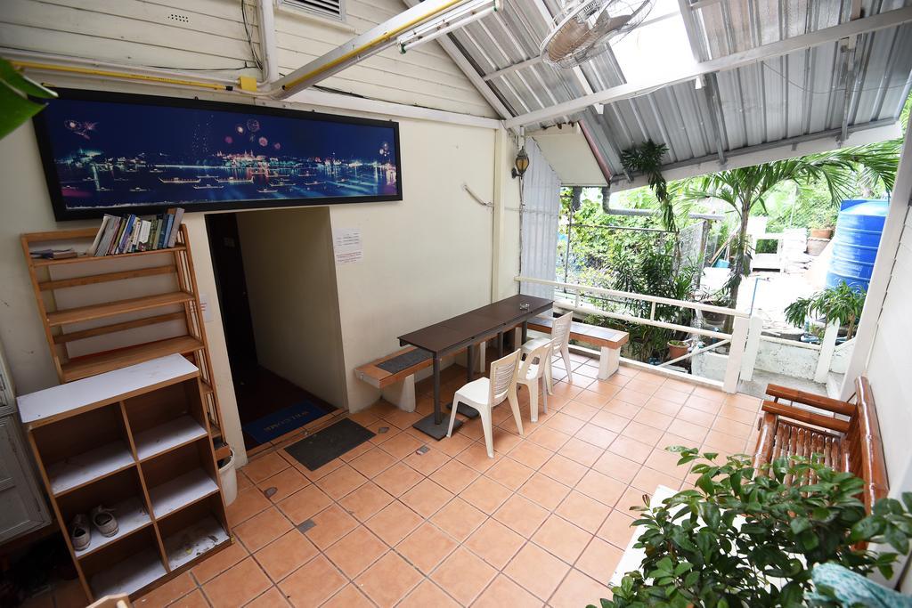 October Hostel Ko Phi Phi Exterior foto